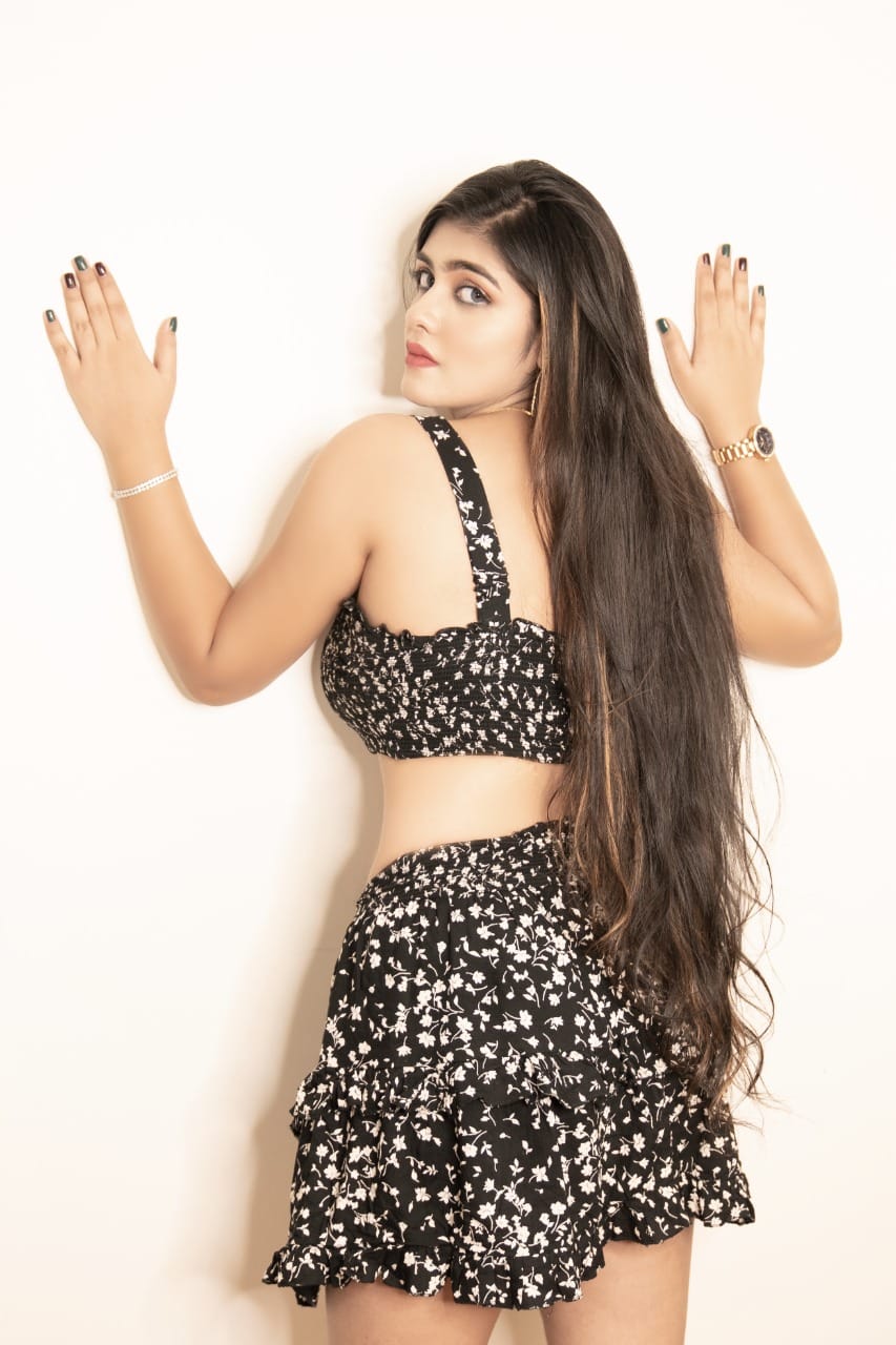 Escorts in Akola 